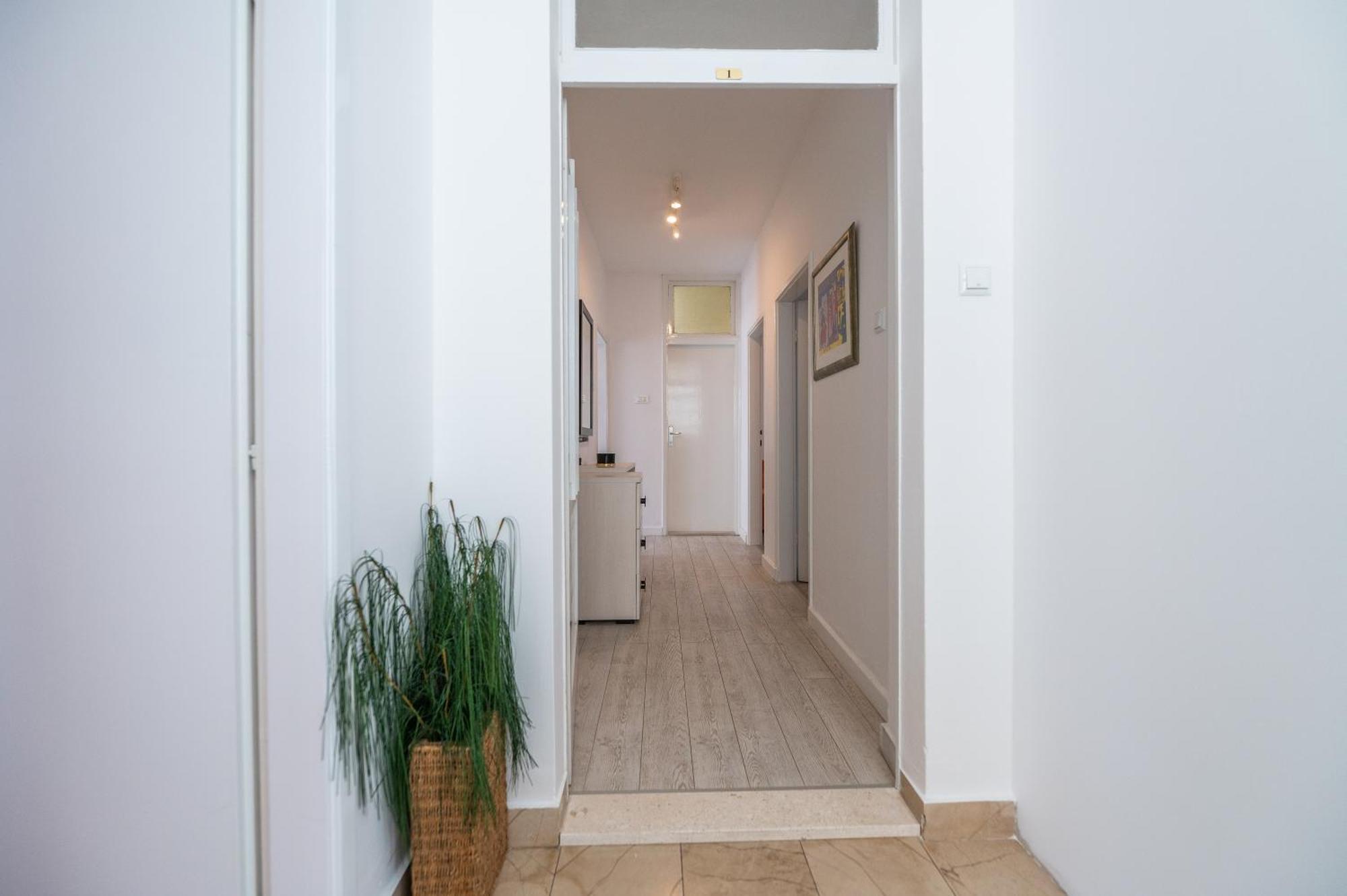 Apartments Sokol Макарска Экстерьер фото